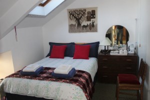 Double room with private shower/bath